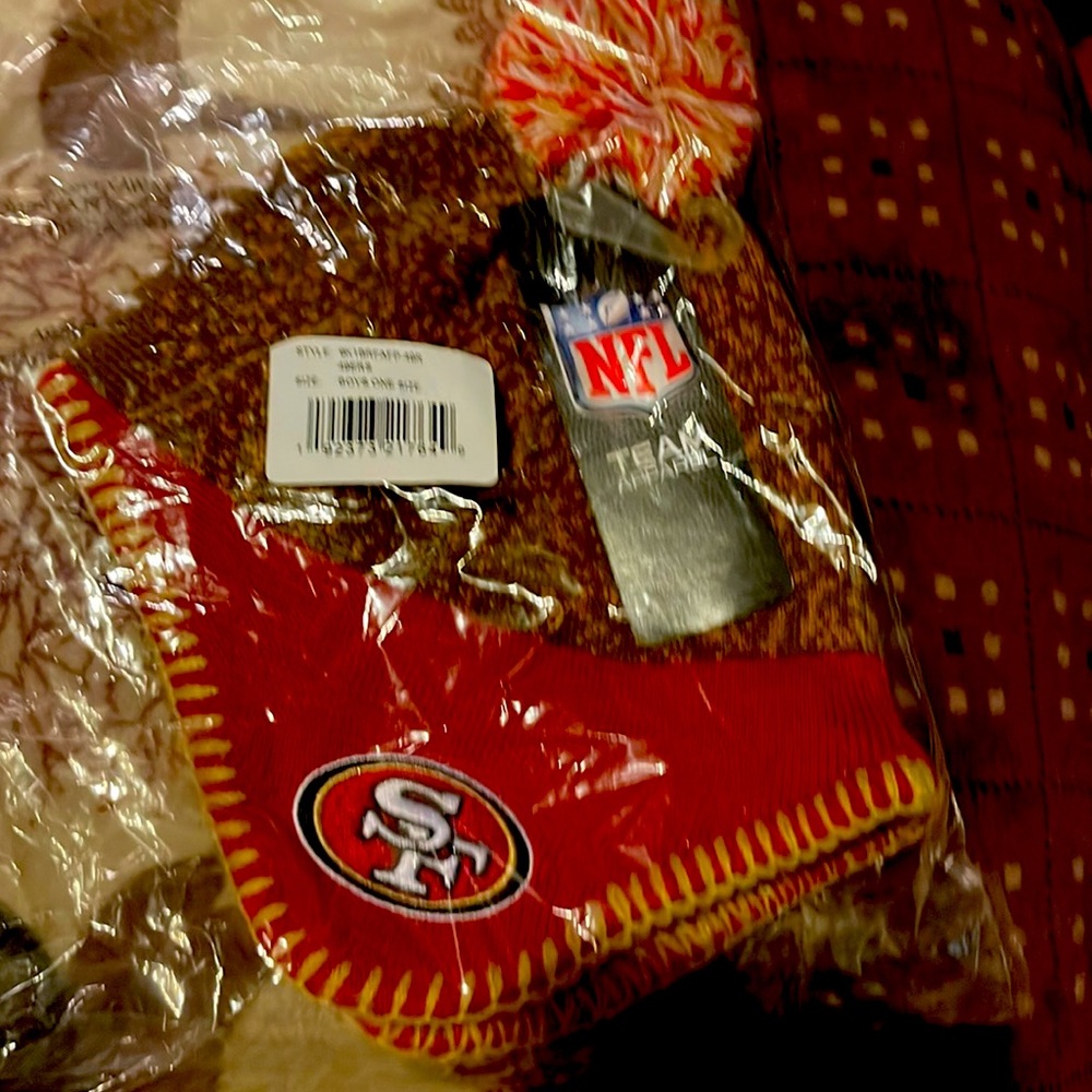 Boys San Francisco 49ers Brown/Scarlet Football Head Knit Hat with Pom